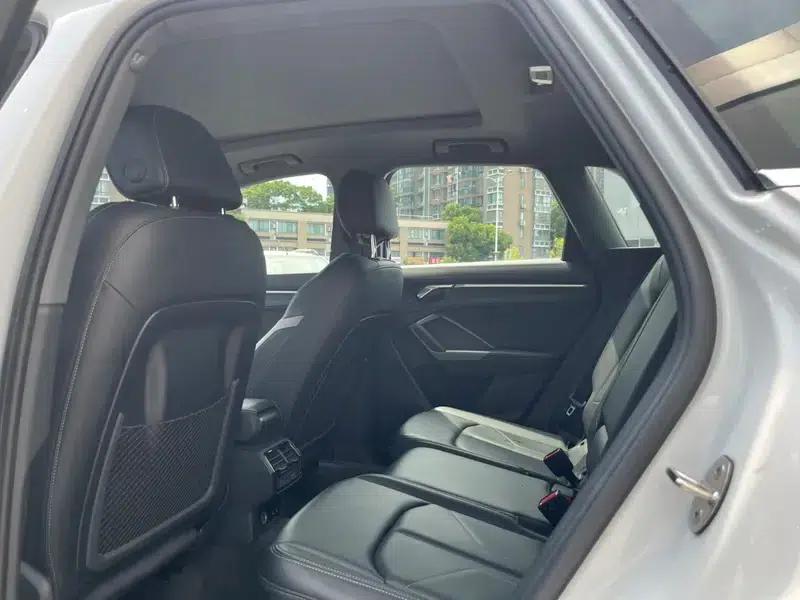 Audi Q3 2024 35 TFSI Fashion Dynamic Edition — миниатюра 13