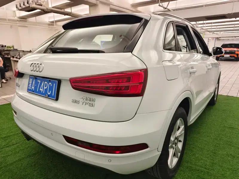 Audi Q3 2018 30th Anniversary Edition 35 TFSI Fashion Model — миниатюра 4