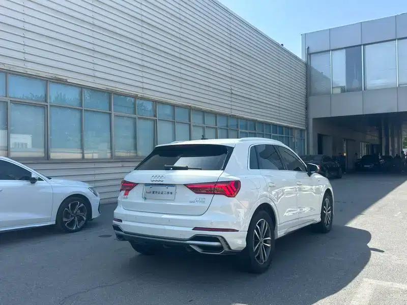 Audi Q3 2021 35 TFSI Progressive Dynamic — миниатюра 4