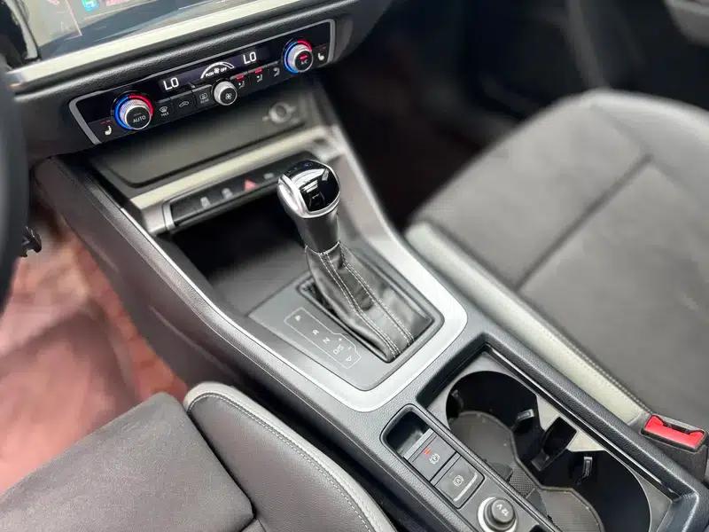 Audi Q3 2022 35 TFSI Progressive Dynamic — миниатюра 11