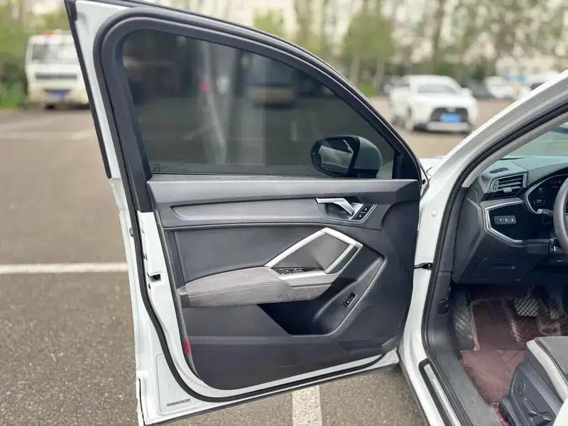 Audi Q3 2022 35 TFSI Progressive Dynamic — миниатюра 18