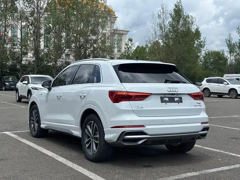 Audi Q3 2022 35 TFSI Progressive Dynamic — миниатюра 4