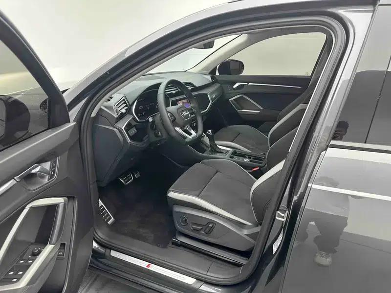 Audi Q3 2023 35 TFSI Fashion Dynamic Edition — миниатюра 16