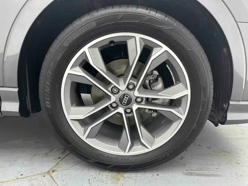 Audi Q3 2023 35 TFSI Fashion Dynamic Edition — миниатюра 6