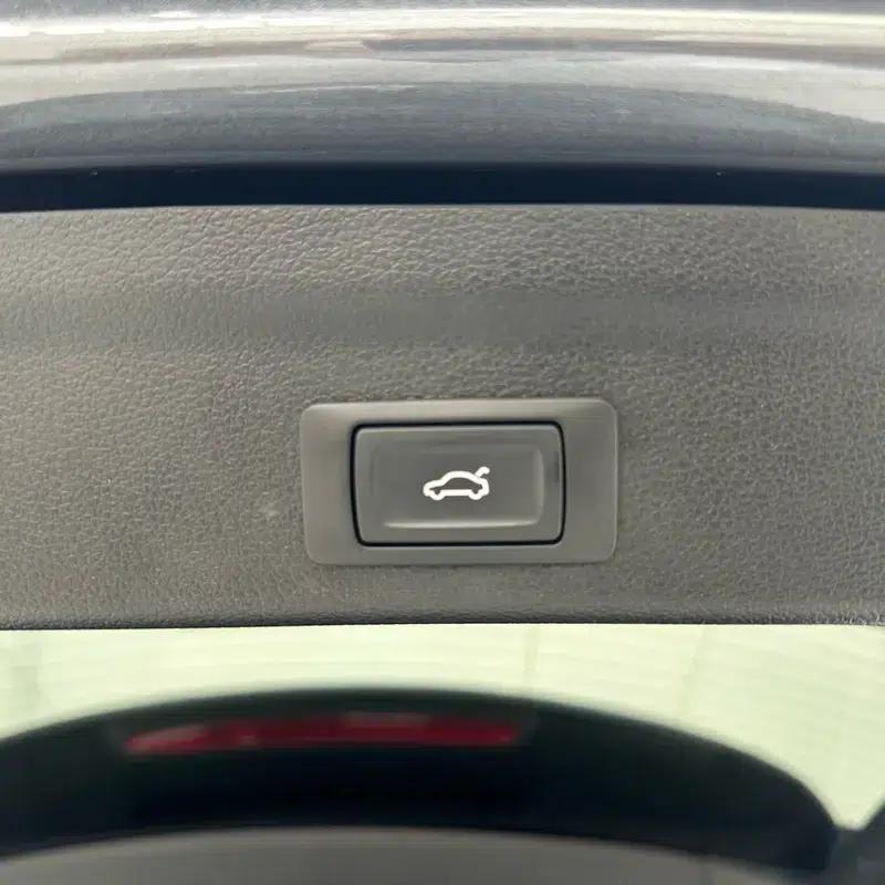 Audi Q3 2022 35 TFSI Progressive Dynamic — миниатюра 10