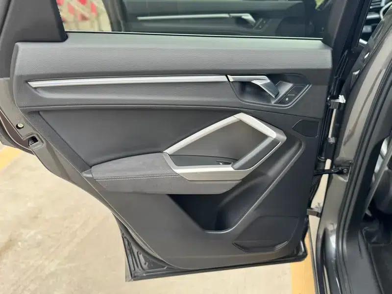 Audi Q3 2022 45 TFSI quattro Fashion Dynamic — миниатюра 8