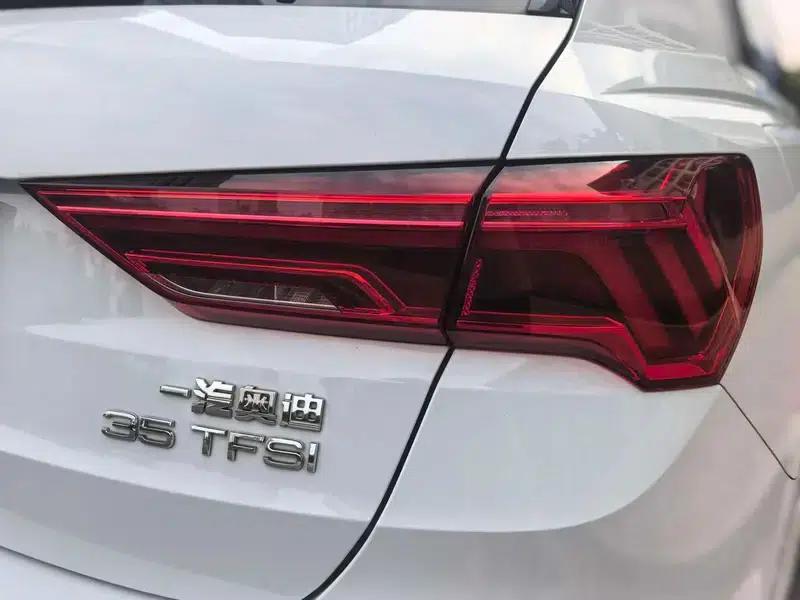 Audi Q3 2022 35 TFSI Progressive Dynamic — миниатюра 11