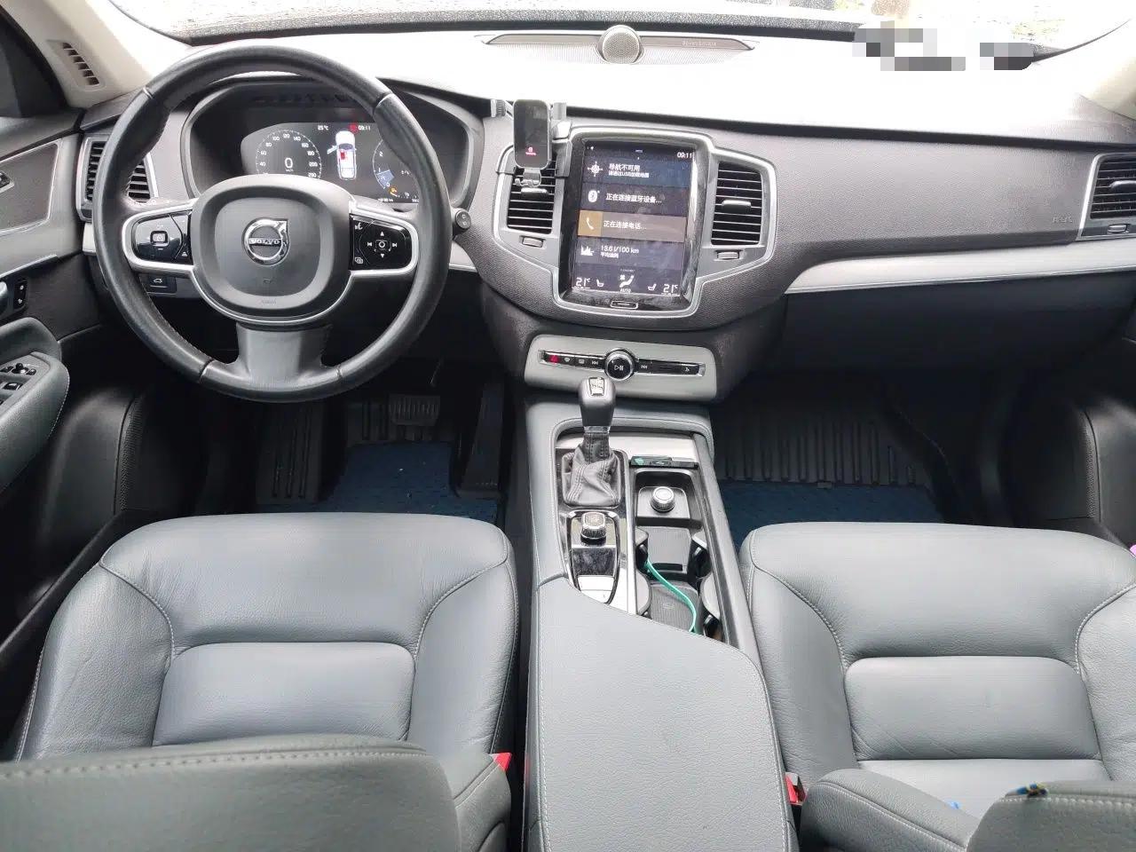 Volvo XC90 2020 T5 Smart Drive Luxury Edition 5 Seats — миниатюра 9