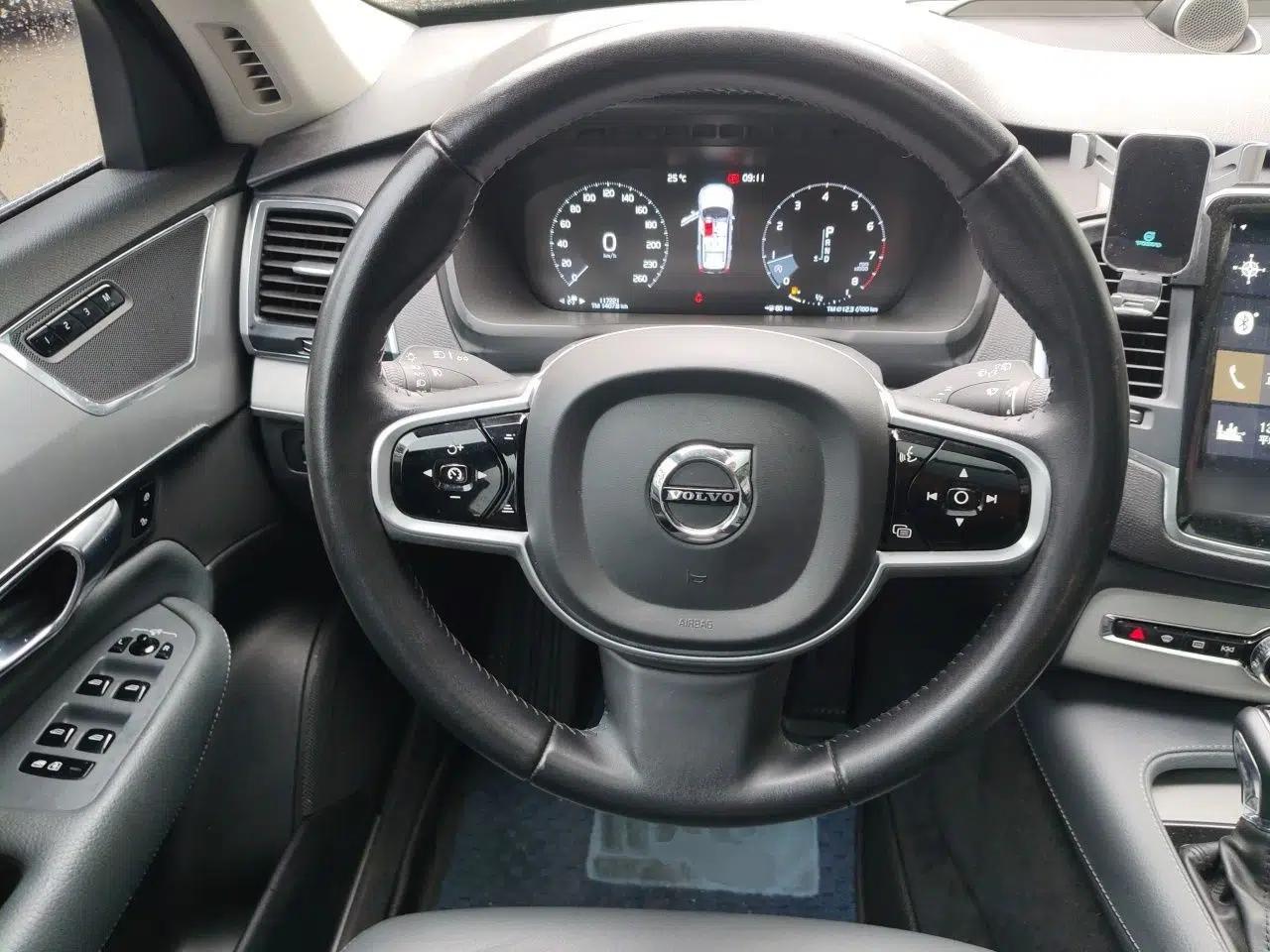 Volvo XC90 2020 T5 Smart Drive Luxury Edition 5 Seats — миниатюра 10