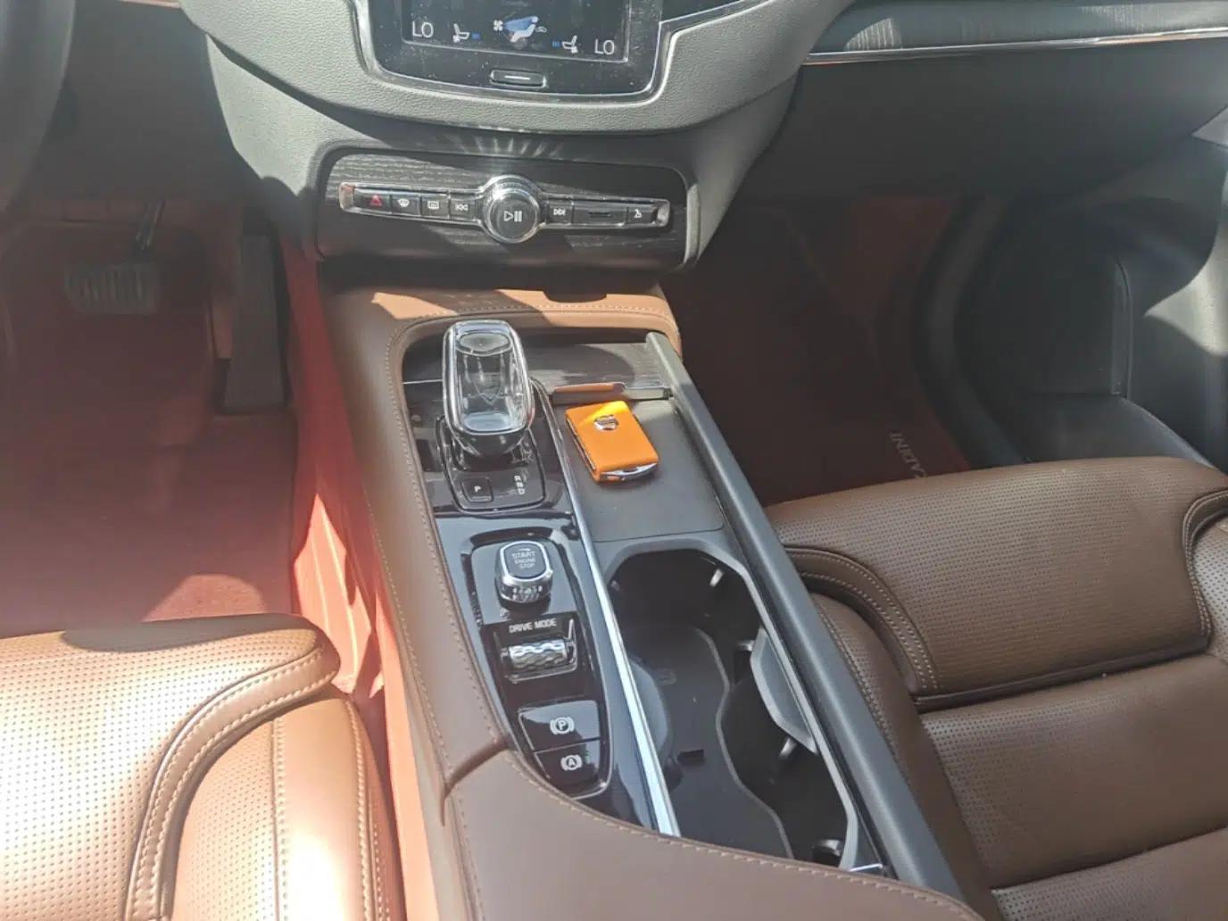 Volvo XC90 2021 B6 Luxury Smart Edition 7-Seater — миниатюра 16