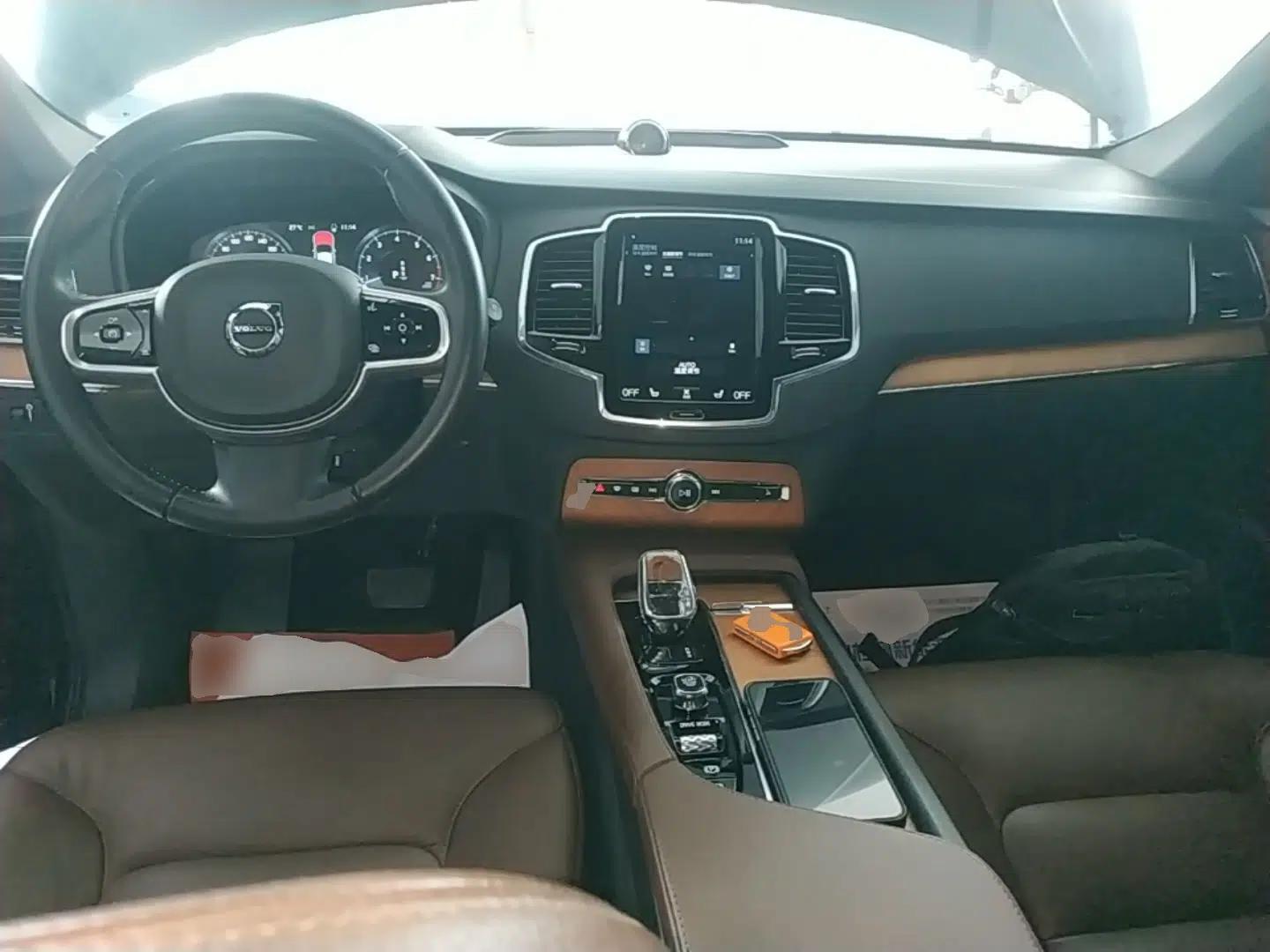 Volvo XC90 2021 B6 Zhiyi Luxury Edition 7-Seater — миниатюра 12