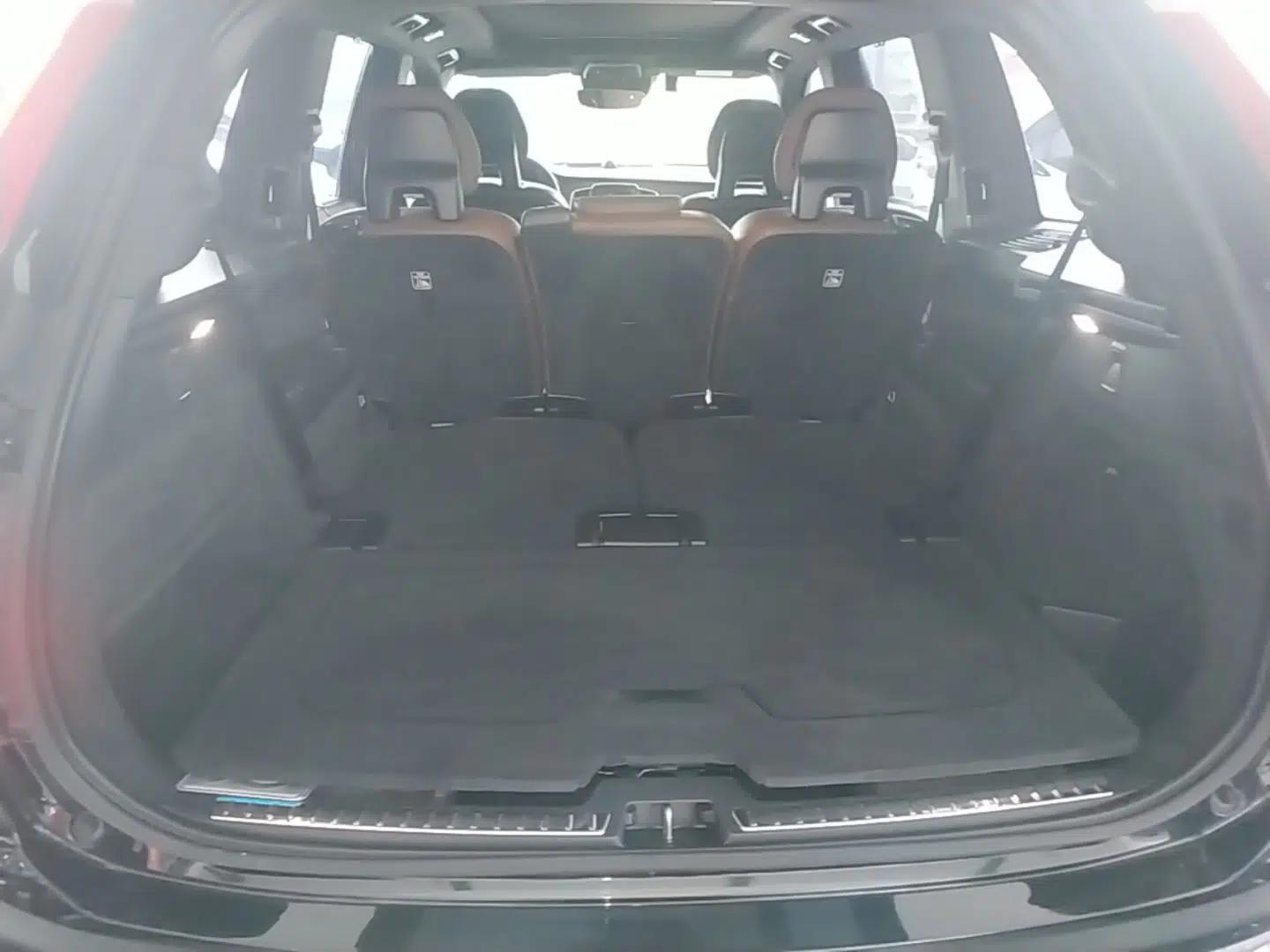 Volvo XC90 2021 B6 Zhiyi Luxury Edition 7-Seater — миниатюра 22