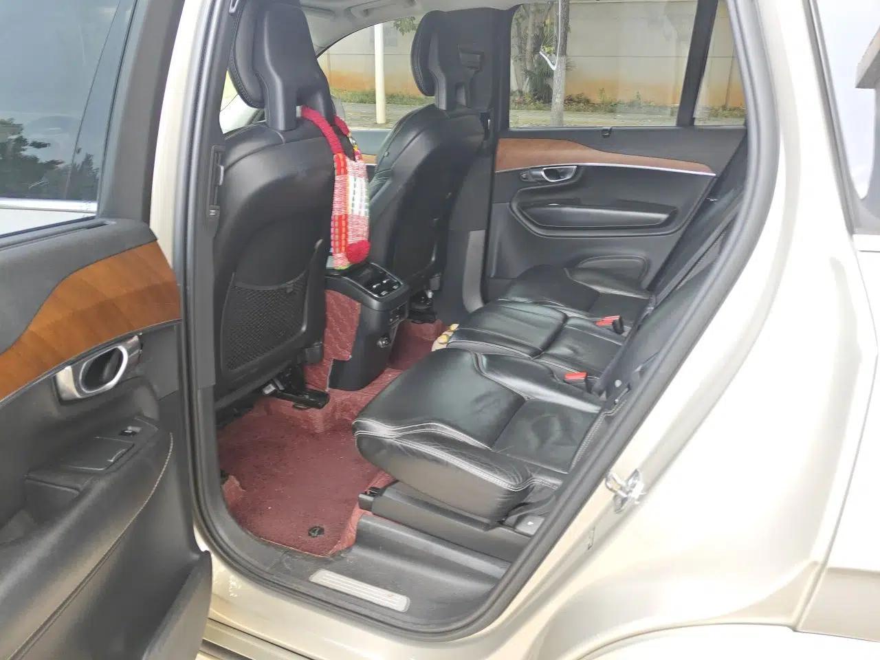 Volvo XC90 2018 T6 Zhiya Edition 7-seater — миниатюра 17