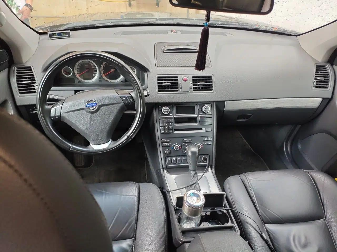 Volvo XC90 2013 2.5T T5 Luxury Edition — миниатюра 9