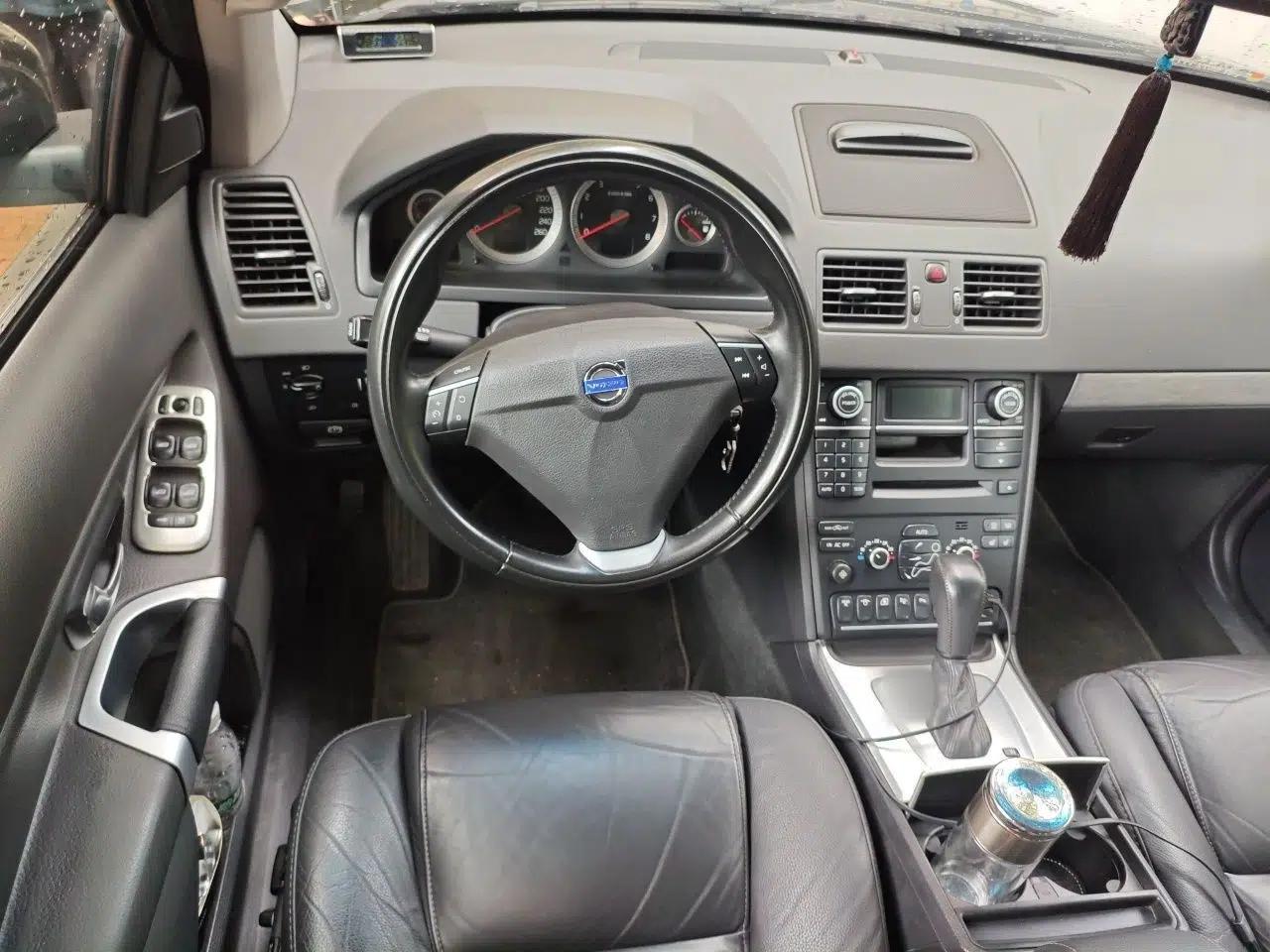 Volvo XC90 2013 2.5T T5 Luxury Edition — миниатюра 10
