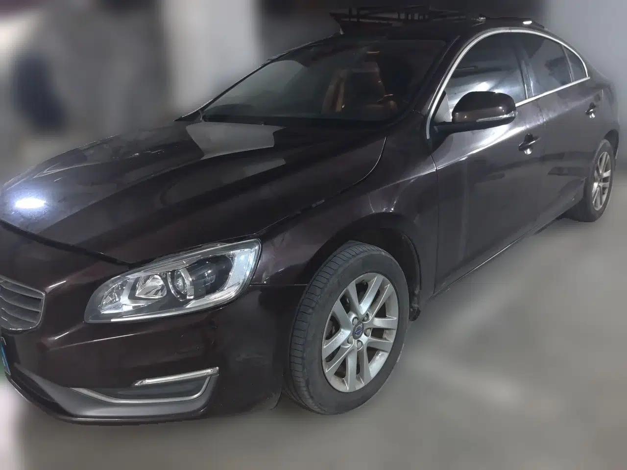 Volvo S60 2017 S60L T3 Smart Upgrade Edition — миниатюра 1