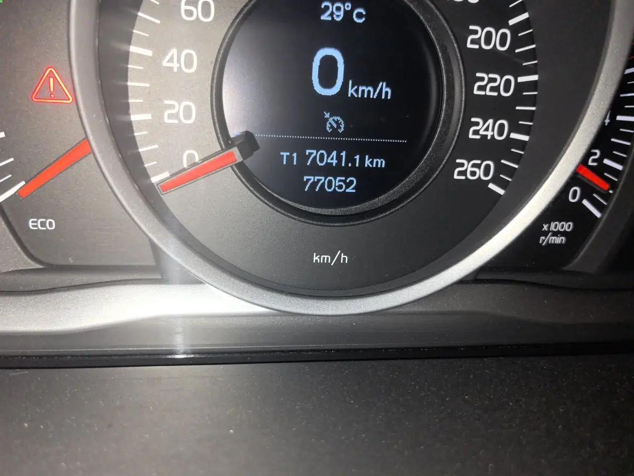 Volvo S60 2017 S60L T3 Smart Upgrade Edition — миниатюра 12