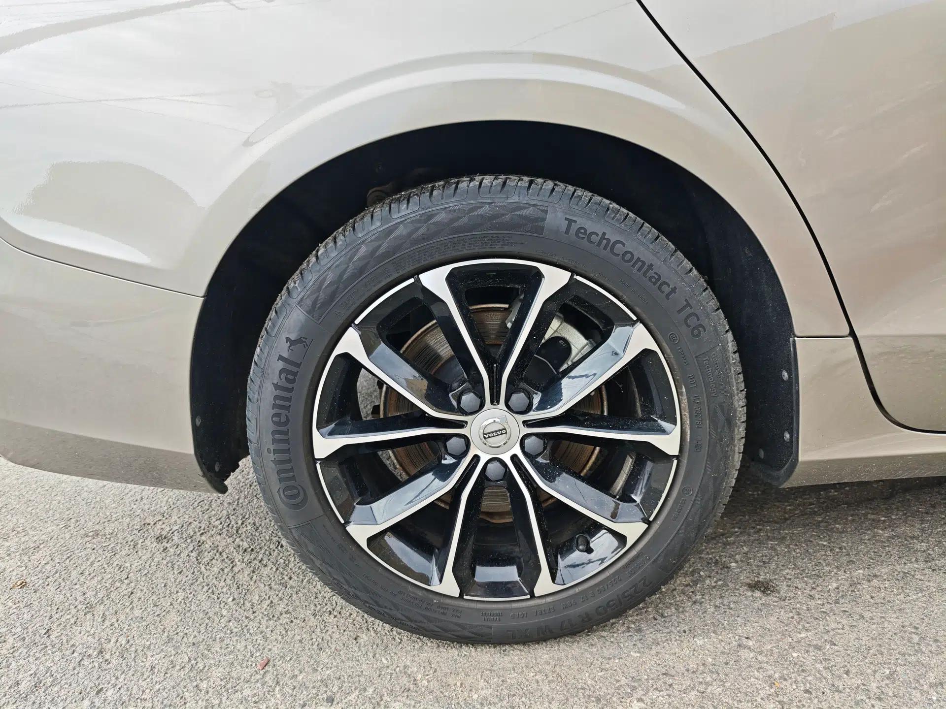 Volvo S60 2021 T4 Zhiyi Luxury Edition — миниатюра 16