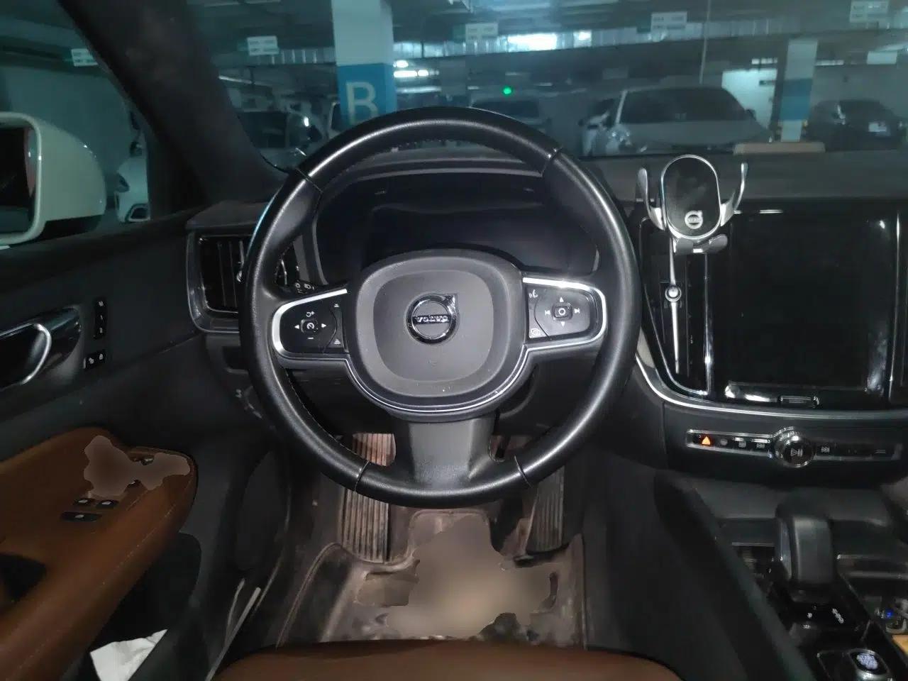 Volvo S60 2023 B4 Zhiyi Luxury Edition — миниатюра 10