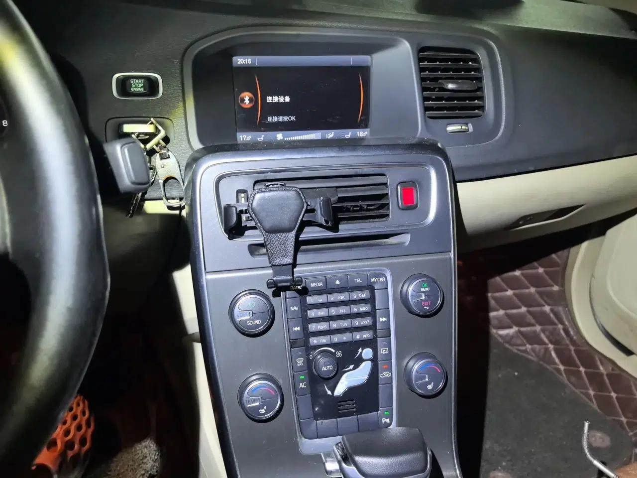Volvo S60 2012 T5 Zhiya Edition — миниатюра 13