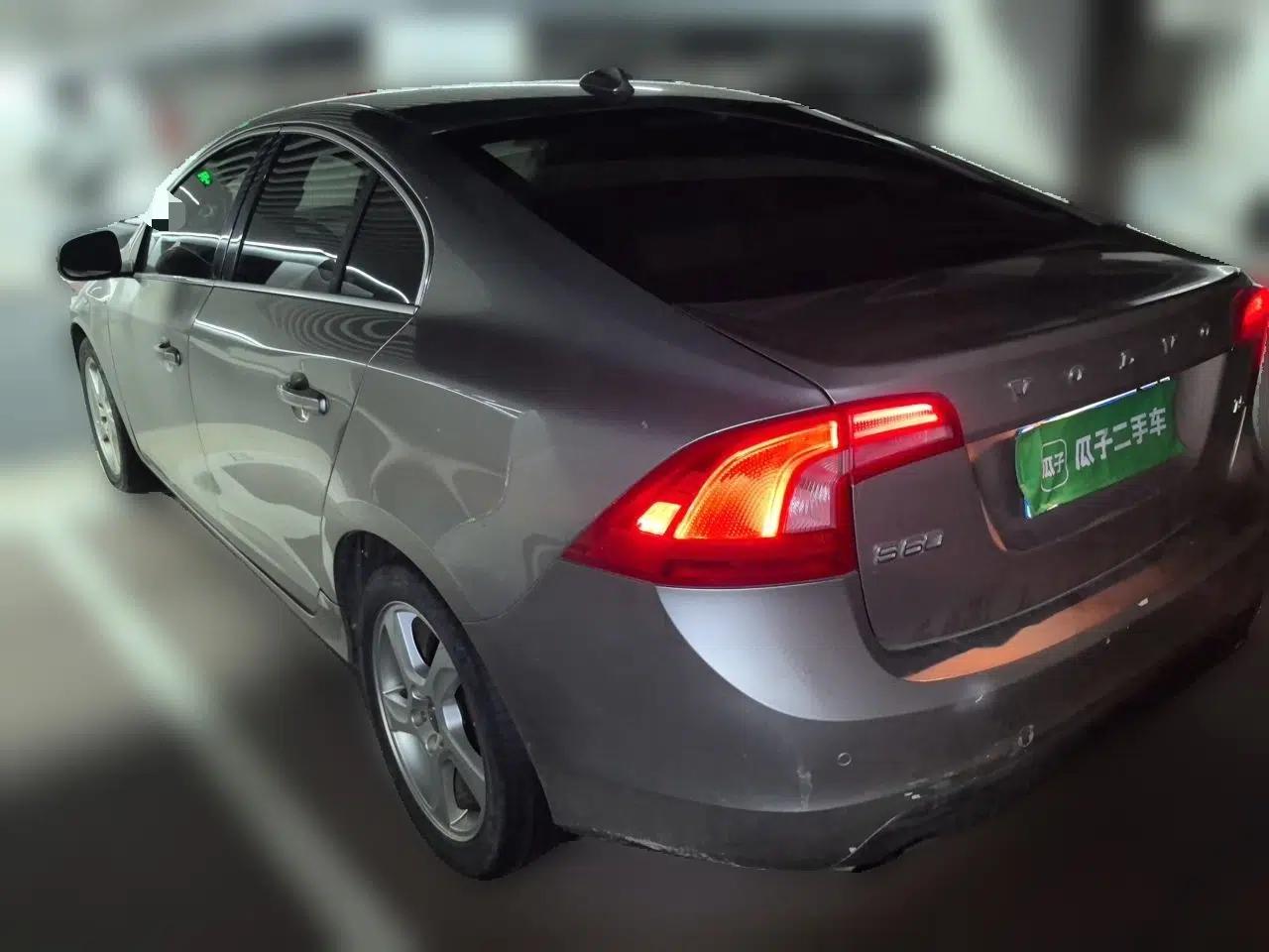 Volvo S60 2012 T5 Zhiya Edition — миниатюра 4