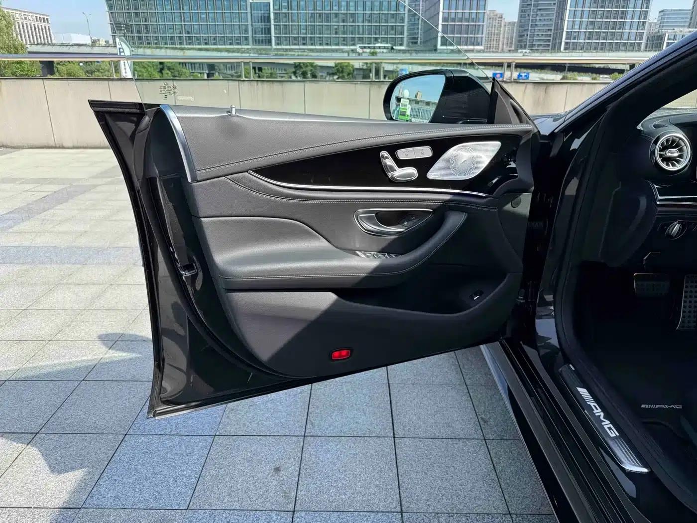 2025 AMG GT 50 Coupe China Special Edition — миниатюра 8