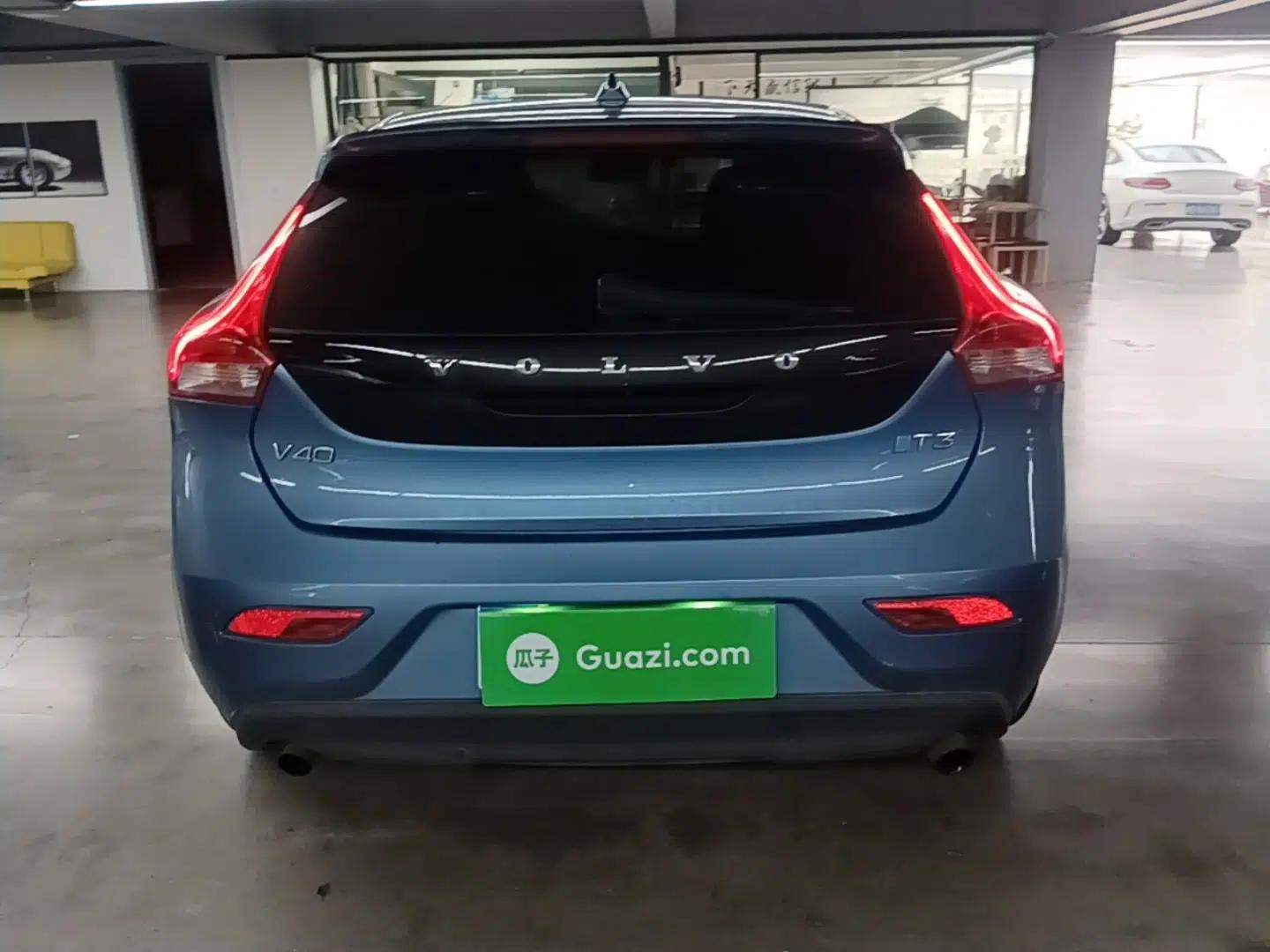 Volvo V40 2016 T3 Zhiyi Edition — миниатюра 5