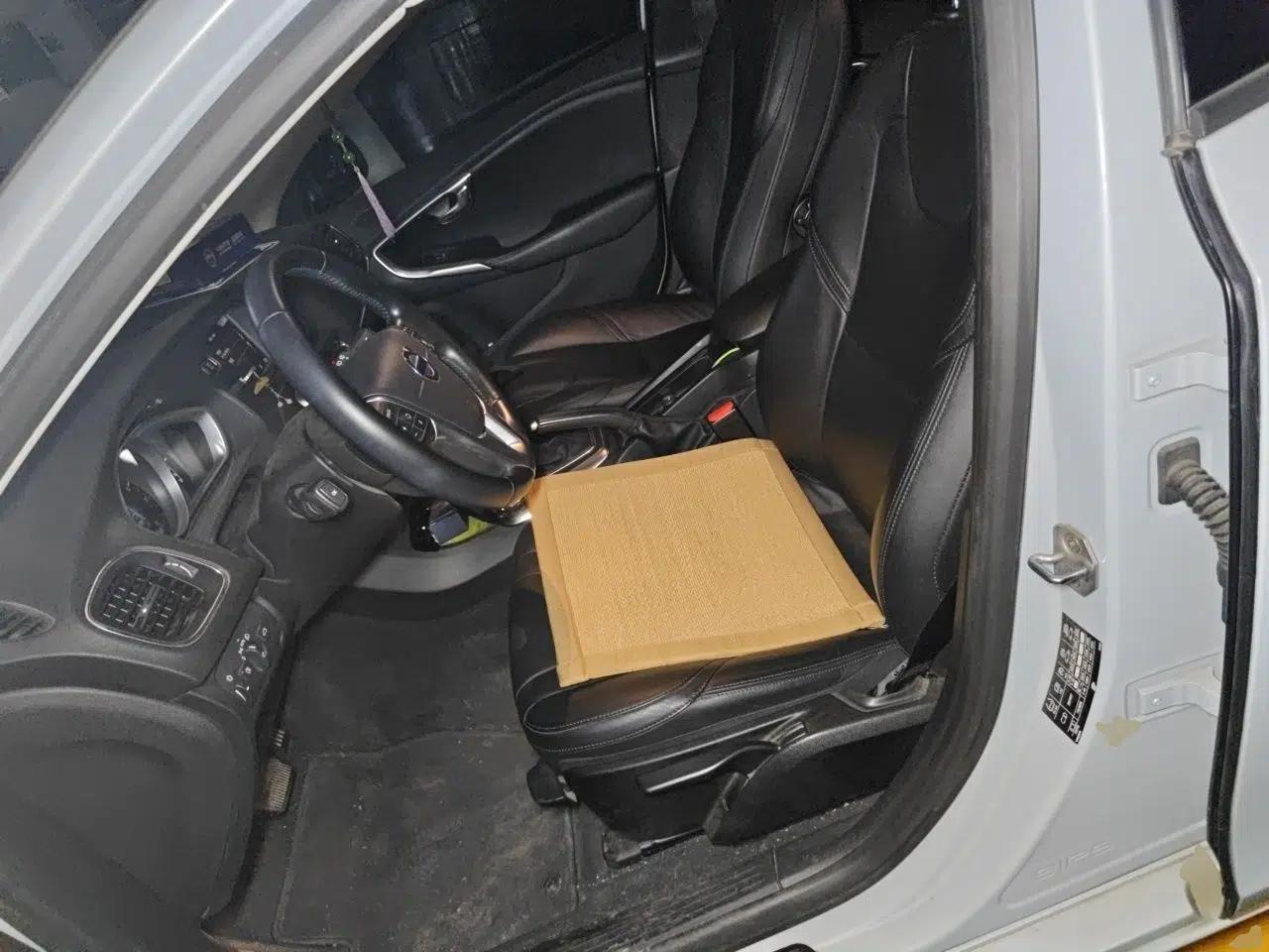 Volvo V40 2015 1.6T Zhiyi Edition — миниатюра 15
