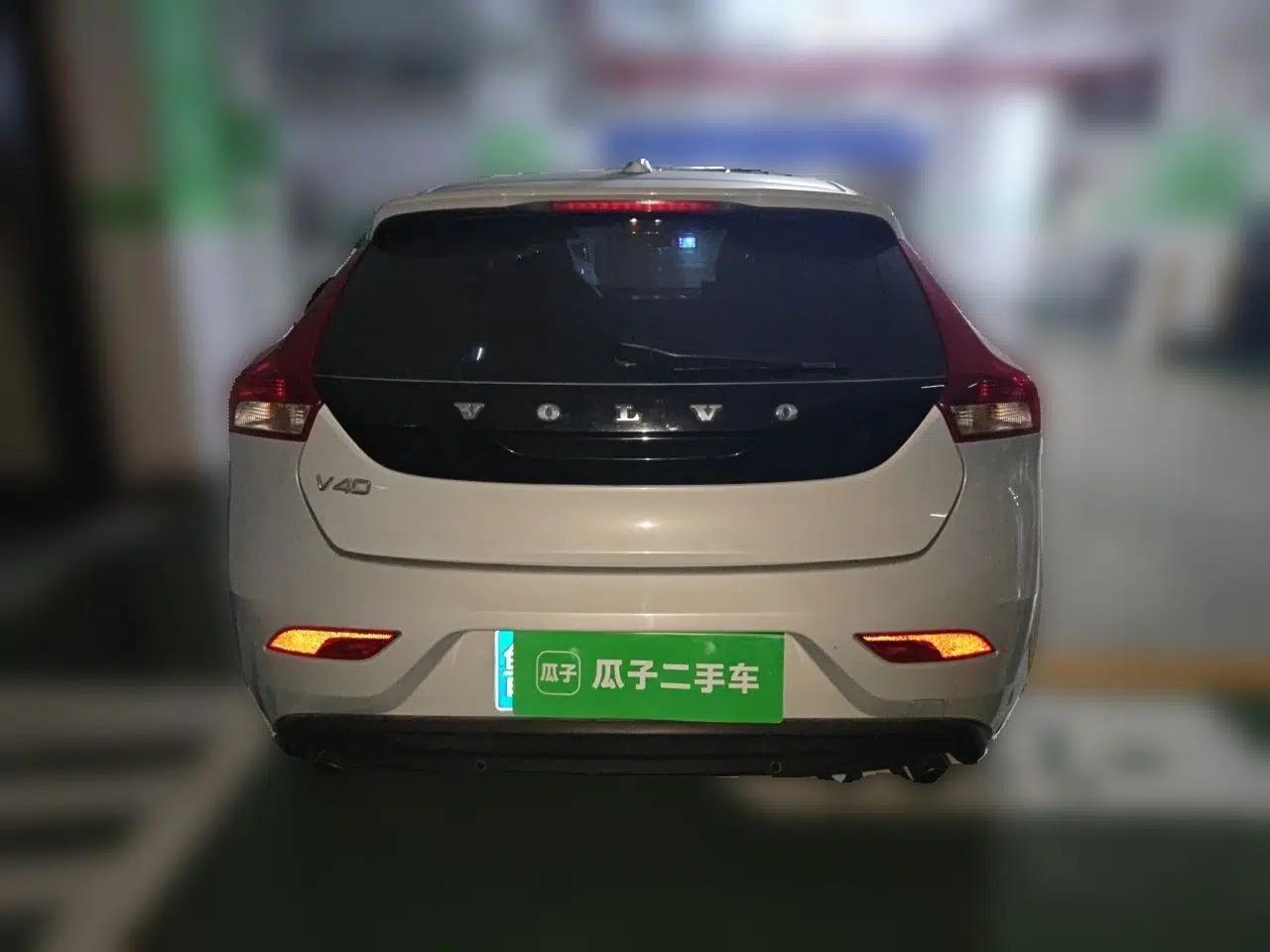 Volvo V40 2015 1.6T Zhiyi Edition — миниатюра 5
