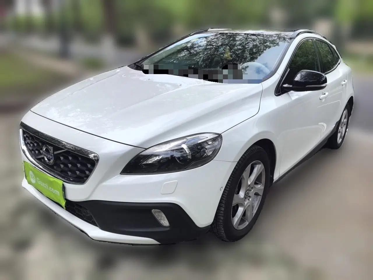 Volvo V40 2015 Cross Country T5 AWD Smart Luxury Edition — миниатюра 1