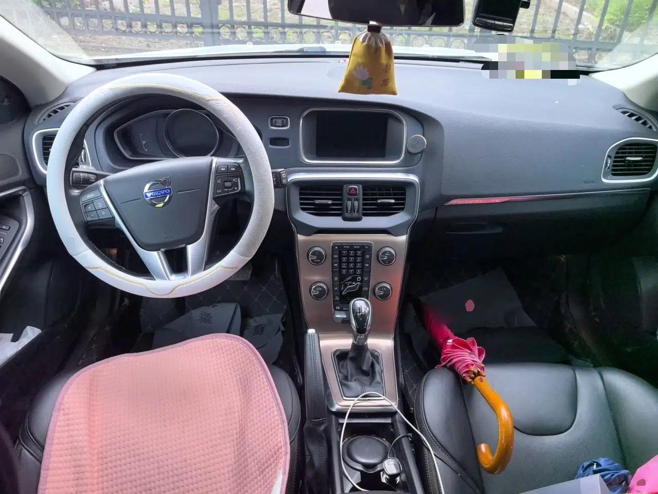 Volvo V40 2015 Cross Country T5 AWD Smart Luxury Edition — миниатюра 9