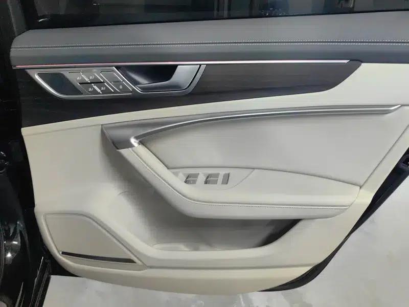 Audi A6L 2025 55 TFSI quattro Flagship Dynamic Edition — миниатюра 14