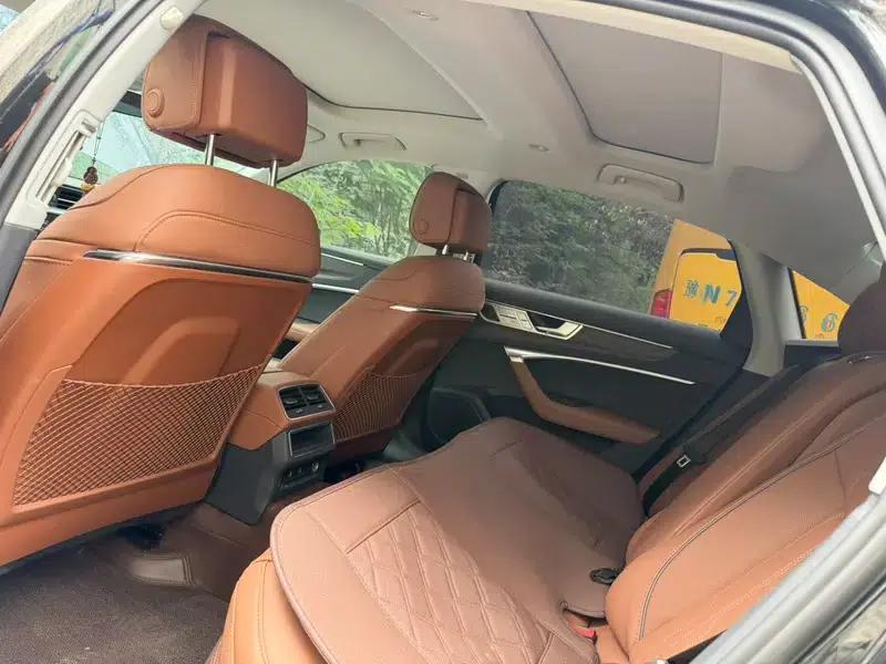 Audi A6L 2023 55 TFSI quattro Premium Elegance — миниатюра 8