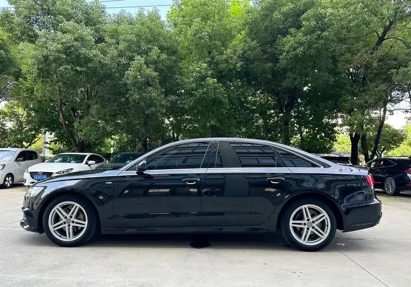 Audi A6L 2018 30th Anniversary Edition 30 FSI Fashion Model — миниатюра 4