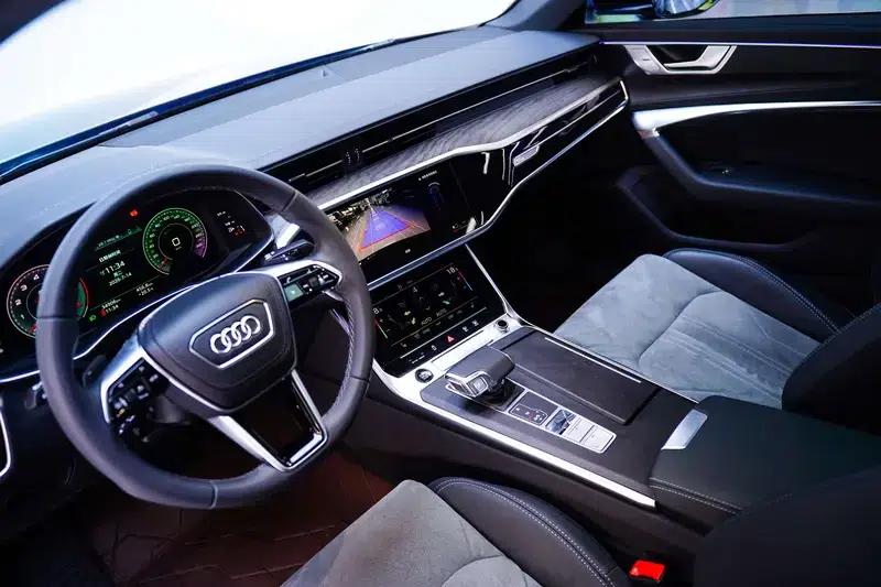 Audi A6L 2023 40 TFSI Luxury Elegance — миниатюра 8