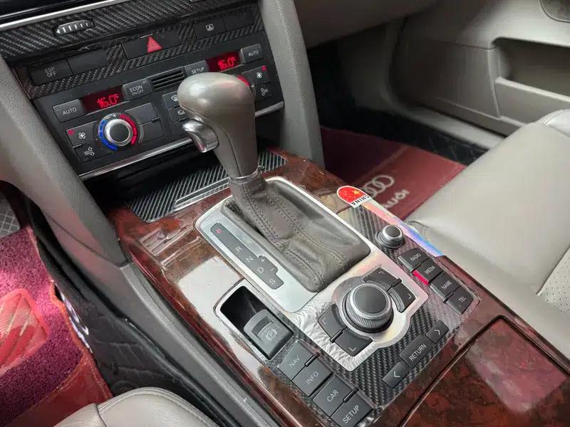 Audi A6L 2008 2.0T Automatic Standard Edition — миниатюра 8