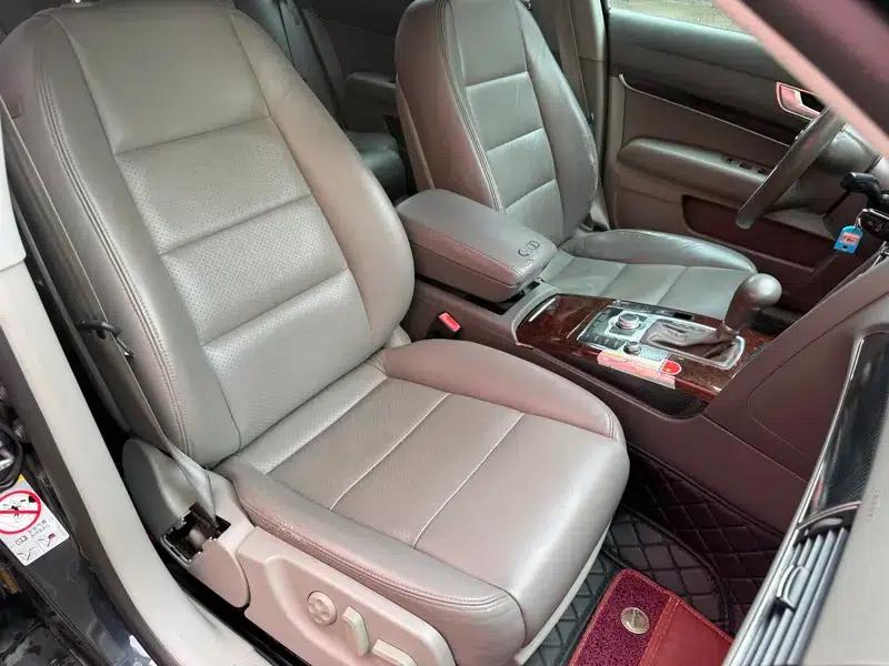 Audi A6L 2008 2.0T Automatic Standard Edition — миниатюра 10