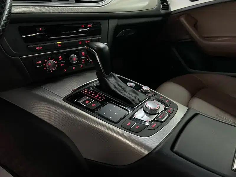 Audi A6L 2018 30th Anniversary Edition TFSI Progressive — миниатюра 12