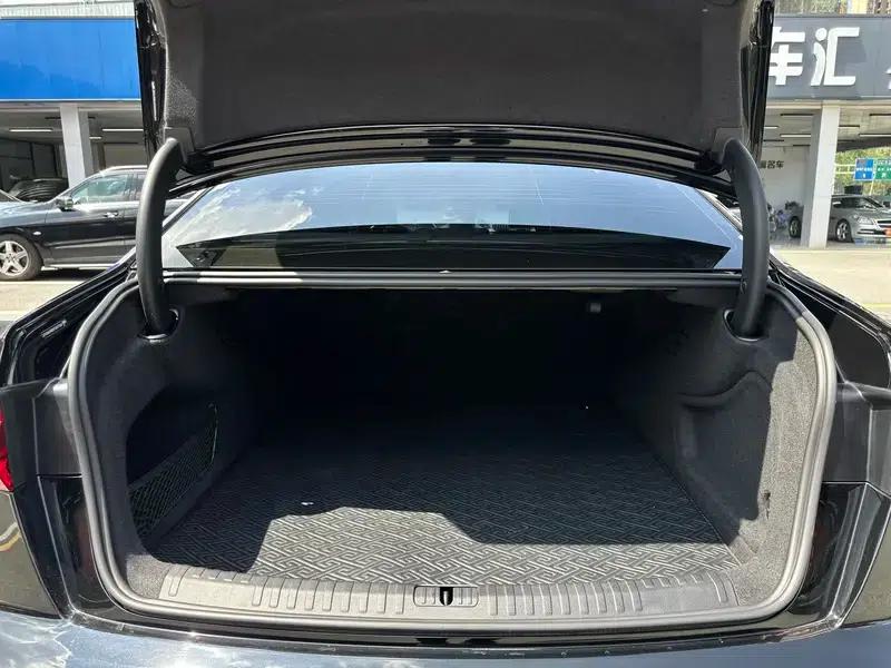 Audi A6L 2023 Facelift 45 TFSI quattro Premium Dynamic Edition — миниатюра 20