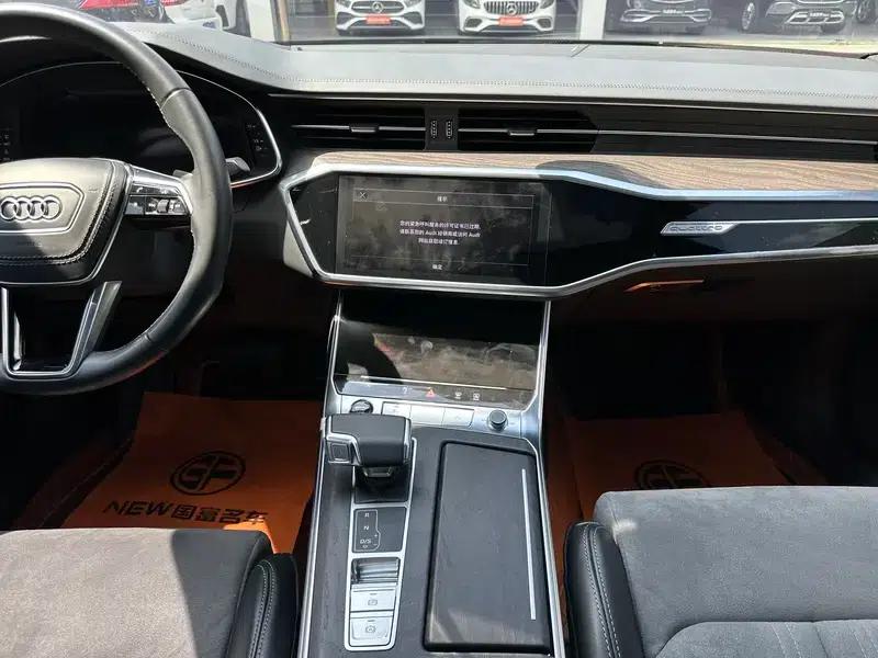 Audi A6L 2023 Facelift 45 TFSI quattro Premium Dynamic Edition — миниатюра 9
