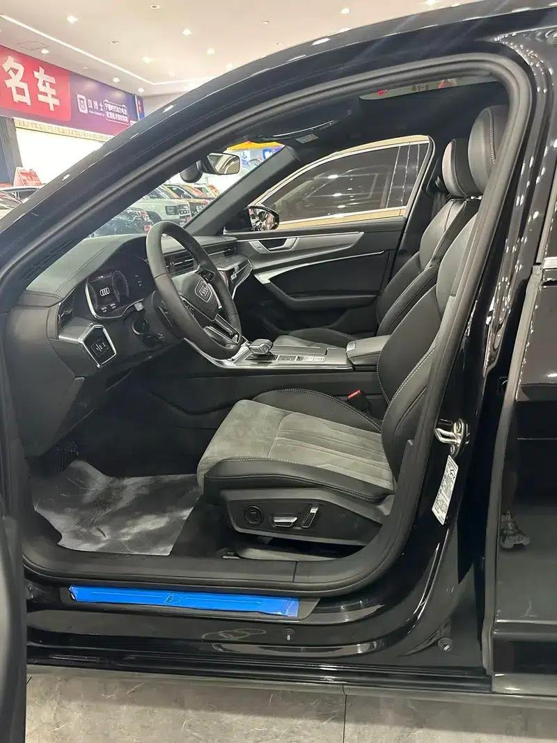 Audi A6L 2023 Facelift 45 TFSI Dynamic Edition — миниатюра 6