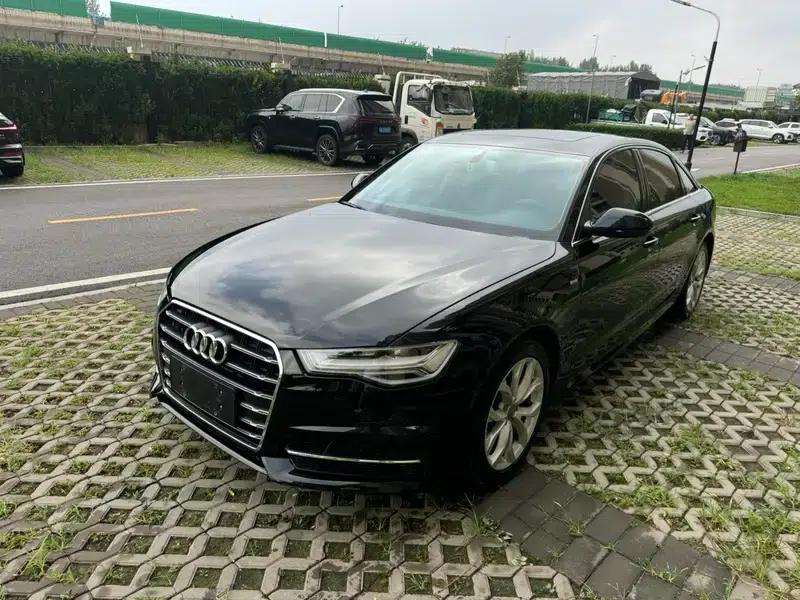 Audi A6L 2018 30th Anniversary Edition 35 TFSI Fashion Model — миниатюра 1