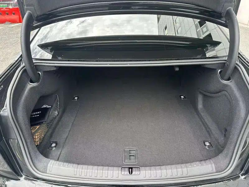 Audi A6L 2024 40 TFSI Luxury Elegance — миниатюра 9