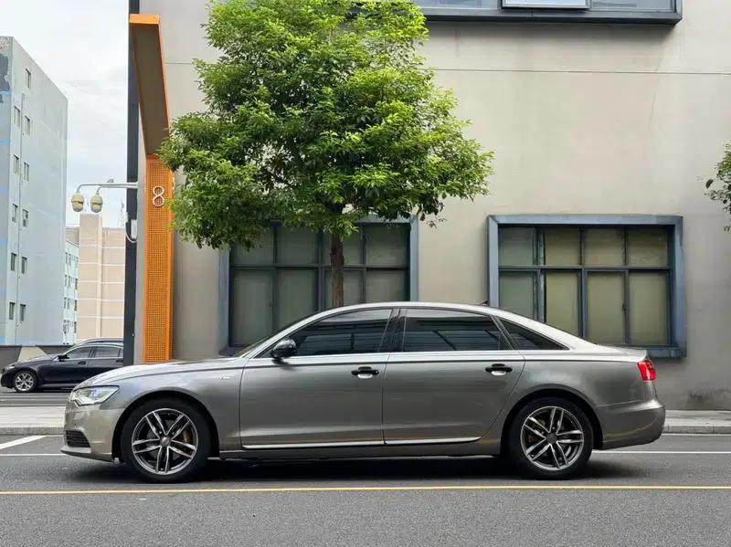 Audi A6L 2014 TFSI Standard Edition — миниатюра 4