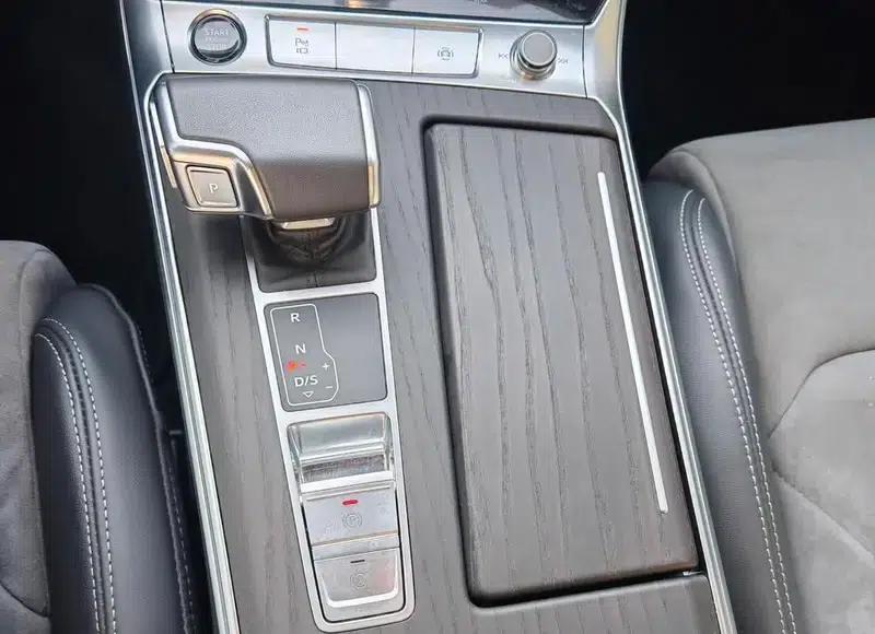 Audi A6L 2024 45 TFSI quattro Premium Dynamic Edition — миниатюра 12