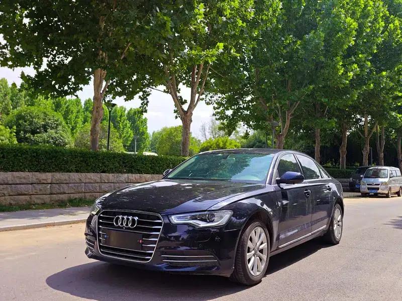 Audi A6L 2012 30 FSI Comfort — миниатюра 1