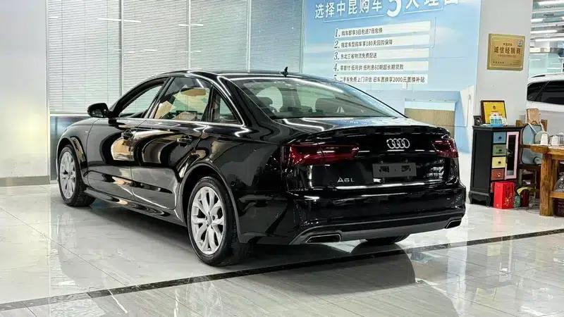 Audi A6L 2018 30th Anniversary Edition 35 TFSI Fashion Model — миниатюра 3