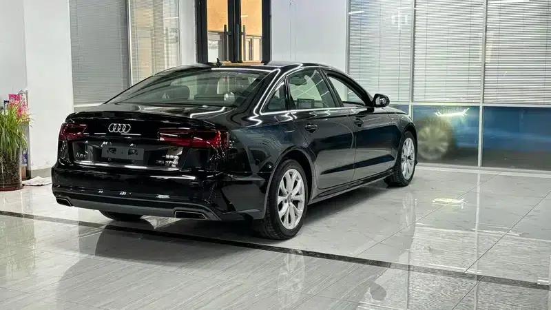 Audi A6L 2018 30th Anniversary Edition 35 TFSI Fashion Model — миниатюра 5