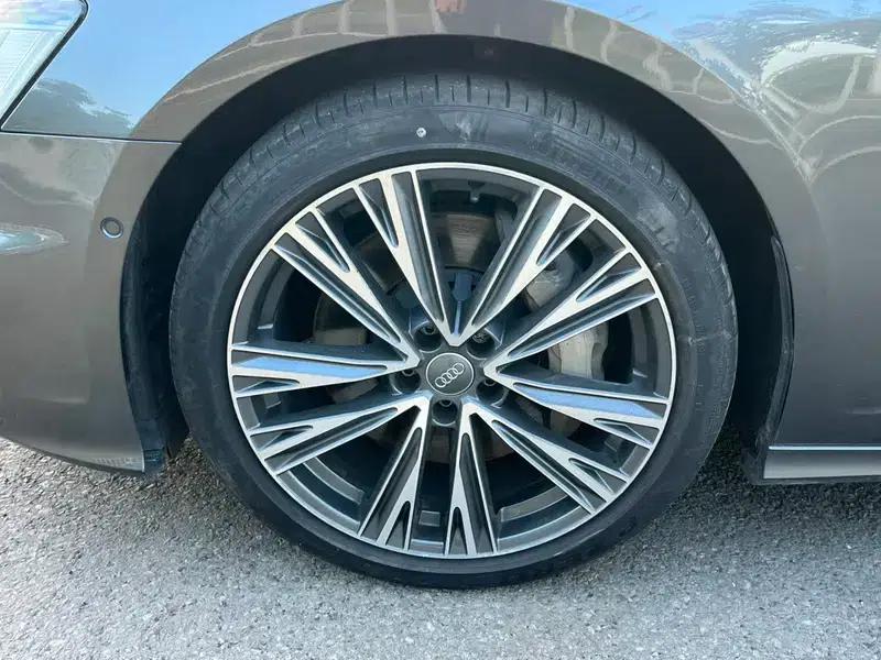 Audi A6L 2019 55 TFSI quattro Premium Dynamic Edition — миниатюра 12