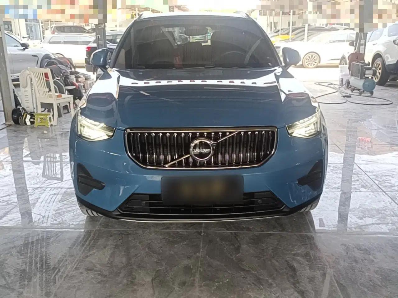 Volvo XC40 2023 B3 Smart & Stylish Edition — миниатюра 2